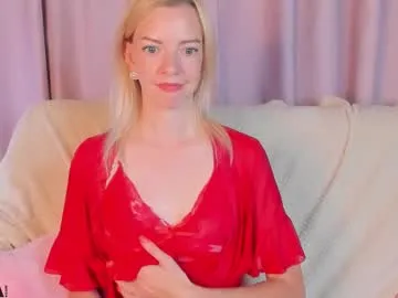 lisa_magnusson — GOAL: flash pussy [98 tokens remaining] Hello everyone! My name is Lisa and I'm new to this site! Help me take my first steps here! #milf #mature #skinny #smalltits #new