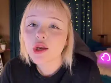 lisalaas — GOAL: make my ass red please!  Lush is on! Welcome to my show, cutie~ #blonde #bigboobs #bbw #curvy #bigass