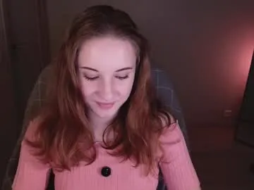 little_pretty_woman — Good Evening <3  #shaved #redhead #feet #talk #armpits [200 tokens remaining]