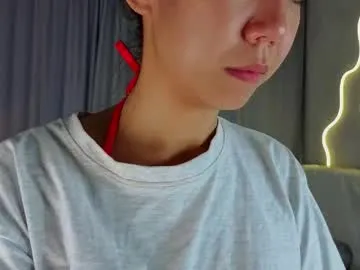 lornacutsforth — goal: take off t-shirt + slap tits Hi! My name is Elly, I'm #18 y.o., #new and #skinny girl. #asian #shy [29 tokens remaining]