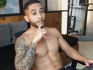 lucaswattsons — GOAL: cum show [799 tokens remaining]  Welcome guys  #lovense #bigdick #anal #latino #muscle