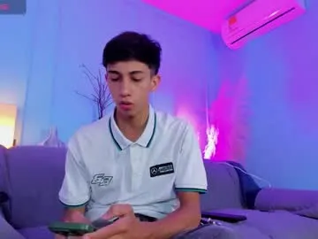 lucian_davi — cum    #latino #cum #bigcock #skinny #young #bigballs [995 tokens remaining]