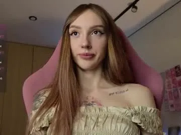lunainnk — take off my top for u [0 tokens left] nice to see u here u can find wht u want in menu or pm me <3 / my fav vibes are: 25, 55, 111, 222, 333, 555  #skinny #18 #new #teen #shy