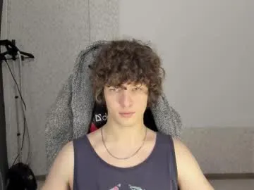 manya_sanush — take off T-shirt [199 tokens left] #lovense #bigcock #cum #young #muscle