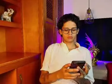 massimo_alessandro — GOAL: Flash Cock  [75 tokens remaining] Welcome to my room #bigcock #Bigballs #anal #tattoo #goth
