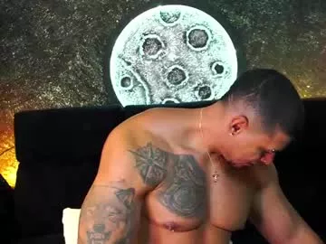 massimowalton2 on Chaturbate 