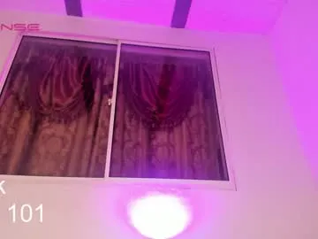 melissa_hot22 — milk rainfall  favorite vibrations 22 44 66 99 101 200  #latina #trans #bigcock #smalltits #party [3949 tokens remaining]