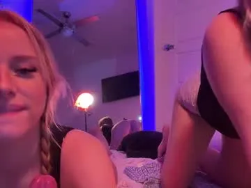 miaharperxox — get naughty w us   Handbra 5 Minutes [665 tokens left] #18 #blonde #new #young #collab