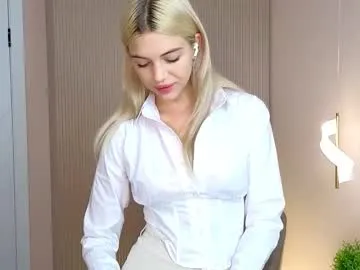 milabunny_ — GOAL : Massage my huge and sweet breasts closer to ur face<  ^_^ // Hello hello Im Mila and Im 18 yo,glad to see u  #new #blonde #bigboobs #shy #18 [159 tokens remaining]