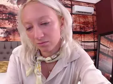 natalie_bitton — 88/77/66my special levels that gets me in a hotter mood!Try them on and let's see if u think u can make me cum? #french #british #blonde #allnatural  #squirt