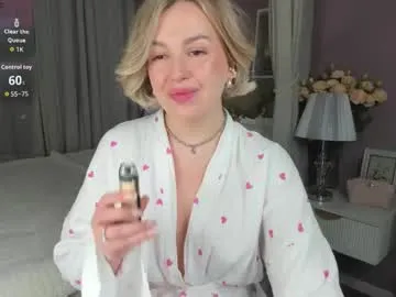 nikki_kai on Chaturbate 