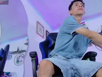 noah_tyler_ — cum show+dildo #cum #18 #dildo #bigcock #twink [666 tokens remaining]