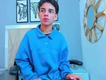 owen__johnson — GOAL: Hot show [1 tokens remaining] Welcome to my room! #18 #bigcock #new #dildo #cum