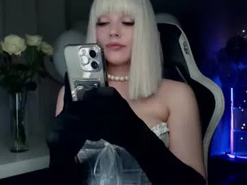 queensy_sins_x on Chaturbate 