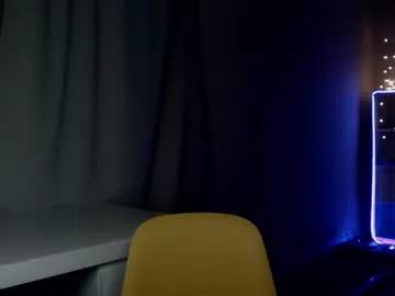 queensy_sins_x on Chaturbate 