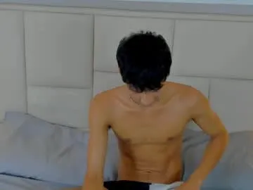 ralf_bauer — GOAL: Hot show [82 tokens remaining] Welcome to my room! #18 #bigcock #new #young #cum