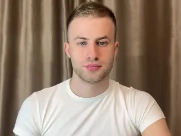 rodrigoveira on Chaturbate 