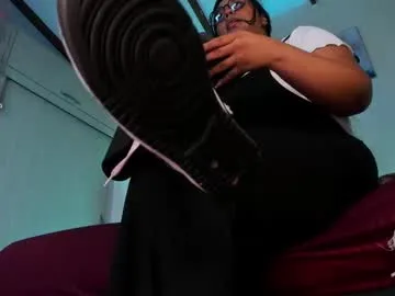 rosyejones — GOAL: Creamy footjob [109 tokens remaining] CELEBRATE MY BIRTHDAY!!  #bigass #ebony #feet #squirt #food