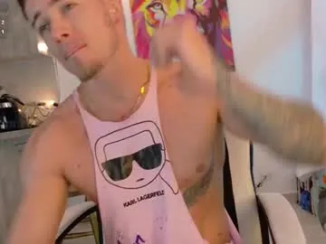 ryann_blue_ — Remove the pants - make my toy buzz [39 tokens left] #muscle #master #lush #bigcock #party