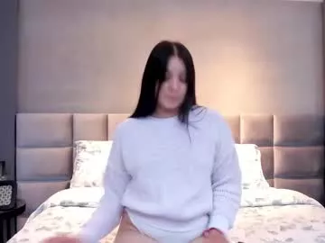 sarah__hills on Chaturbate 