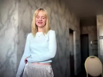 sherrillmccleaf — Im Sherri! just first time here  Goal: bend over and lick finger hot and close #shy #new #blonde #18 #teen [11 tokens remaining]