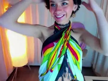 tabitta_katt — GOAL: Show soles feet [21 tokens remaining] Give me your milk daddy  #18 #teen #daddysgirl #blowjob #latina