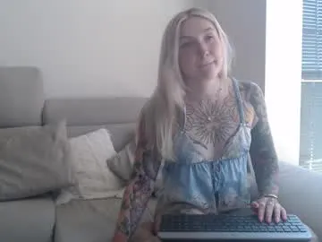 tattoobbgirl on Chaturbate 