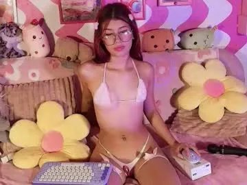 the_girl_with_the_red_hai on Chaturbate
