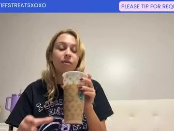 tiffstreatsxoxo on Chaturbate 