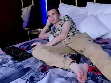tim_blackk — GOAL: Make me cum [220 tokens remaining] Welcome to my room! #new #bigcock #feet #teen #young