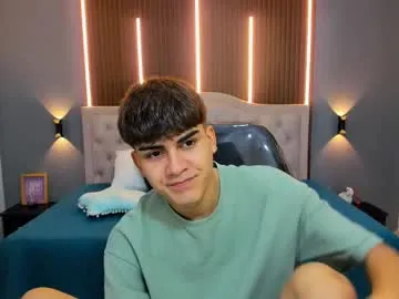 tommy18__ — GOAL: Full naked [130 tokens remaining] Hey guys, let's have fun! #18 #bigcock #lovense #twink #skinny