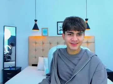 tommy18__ — GOAL: Show cum [561 tokens remaining] Hey guys, let's have fun! #18 #bigcock #lovense #twink #skinny