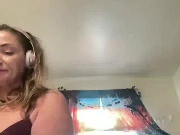 tweet2024777 on Chaturbate 