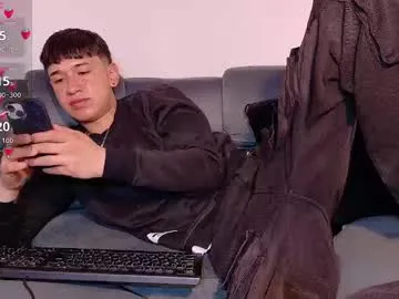 twink_daren — Let's do crazy things in my bed, I'll show you how naughty I can be.  #gay #cum #twink #milf #latina -- Current Goal:  Hard masturbation + saliva at 44 tokens