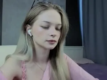 vialeta_baby — blowjob+eye contact [90 tokens left] #18 #feet #lovense #skinny #teen