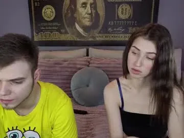 vikki_and_george on Chaturbate 