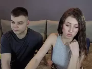 vikki_and_george on Chaturbate 