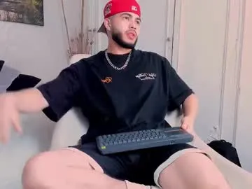 vincentblack_ — GOAL: Naked + Jerk [68 tokens remaining] Hi  #New Ready for fun, Ready for Fuck Follow me in me Social media #bigcock #cum #new #muscle #latino