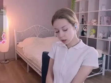 wendy_cutiex — Flash tities #18 #new #skinny #shy #cute [275 tokens remaining]