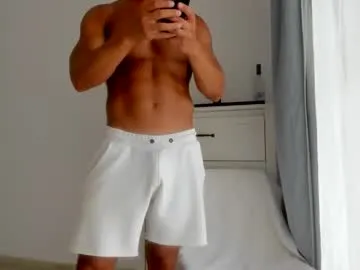 woolfiie on Chaturbate 