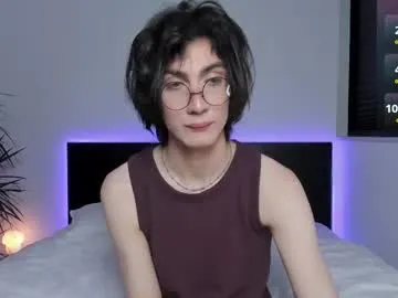 wow_lover on Chaturbate 