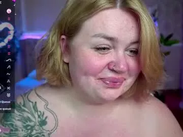 zarareign_ on Chaturbate 