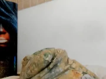 zzarraaa on Chaturbate 