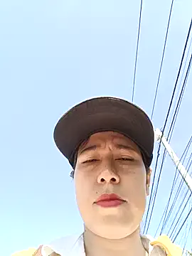 2HotAsain4u — Big squirt on bus