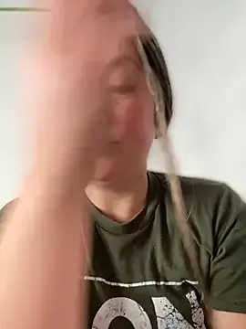 Abby-LS on StripChat 
