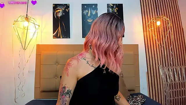 alesziarose — masturbate riding dildo