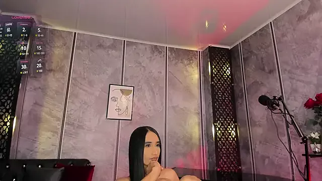 Amaraa_Lewis on StripChat 
