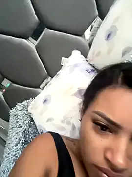 AmberMoss1 — Fingering my Pussy