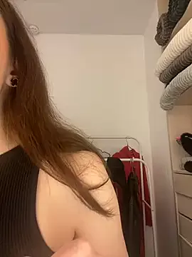 AnaWest on StripChat 
