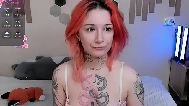 Angel_Monica — leg-split